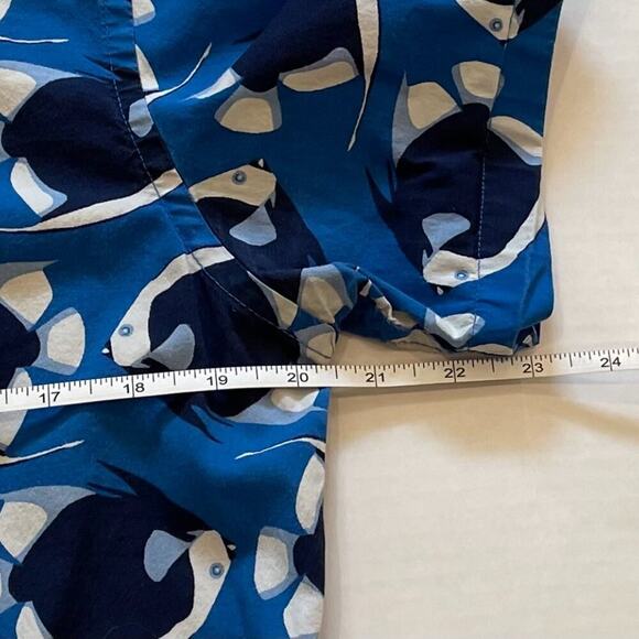 Old Navy Slim Fit Flex Blue Button Down Short Sleeve Shirt Tropical Fish Size M - Picture 7 of 8